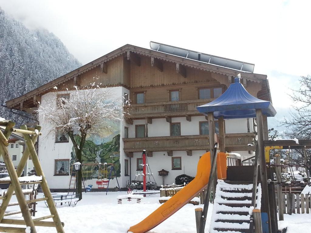 Landhaus Brugger Ferienwohnungen Hollenzen Exteriér fotografie