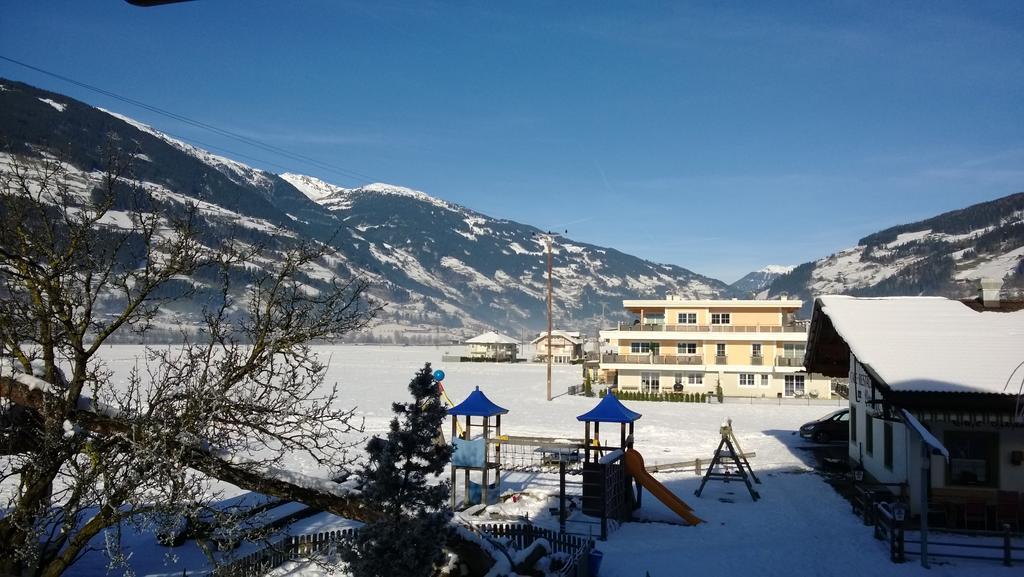 Landhaus Brugger Ferienwohnungen Hollenzen Exteriér fotografie