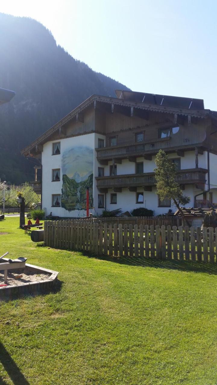 Landhaus Brugger Ferienwohnungen Hollenzen Exteriér fotografie